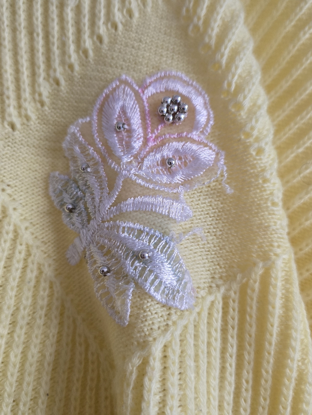 Yellow Knit Floral Embroidery Pullover Sweater - Picture 6 of 11